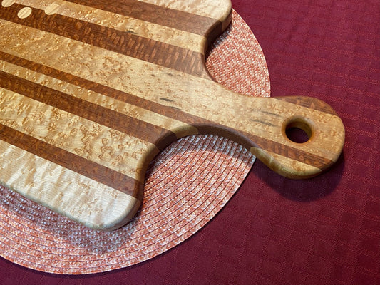 Cutting Board with Traditional Handle